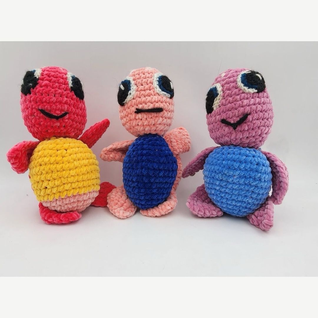 Turtle Tots crochet turtles